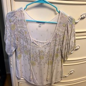 American Eagle lightweight fall/spring blouse